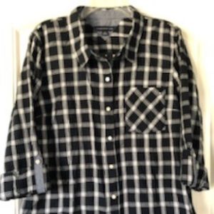 Tommy Hilfiger shirt women’s size XL new with tag 100% cotton